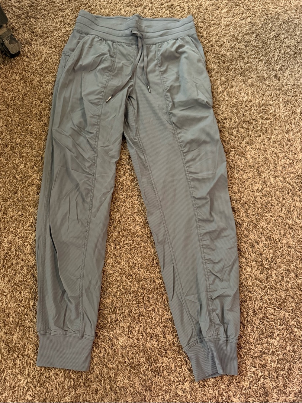lululemon athletica Women's Light Slate Gray Jogger Sweatpants